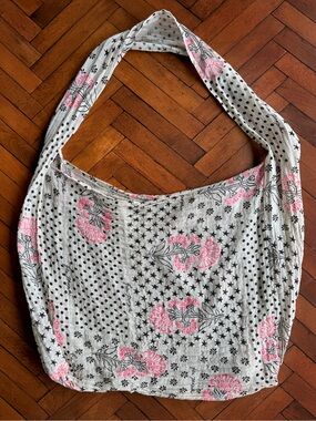 One Size Free People Guazy Cotton Slouchy Floral Boho Market Tote Bag EUC